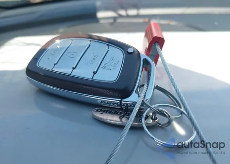 2019 Hyundai Sonata Sport z USA, uszkodzony, nr VIN 5NPE34AF3KH821199